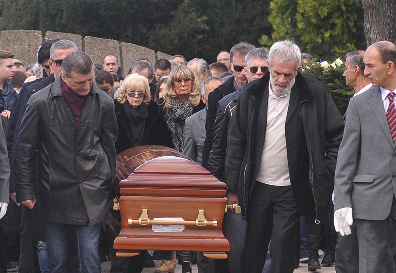 Легендарни глумац  сахрањен у Алеји заслужних грађана: Збогом, Гаго!