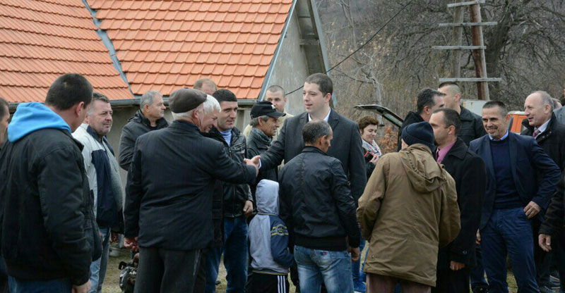 Шпијунка: Сви у селу Ђурићи