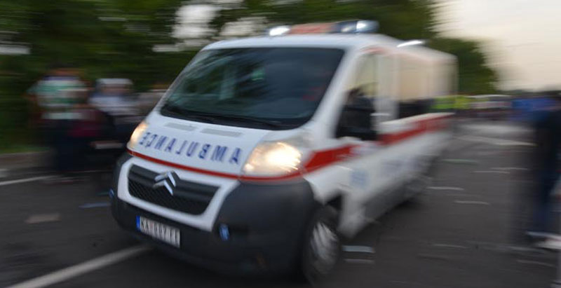 Жена се убила, рођаци тукли екипу хитне помоћи