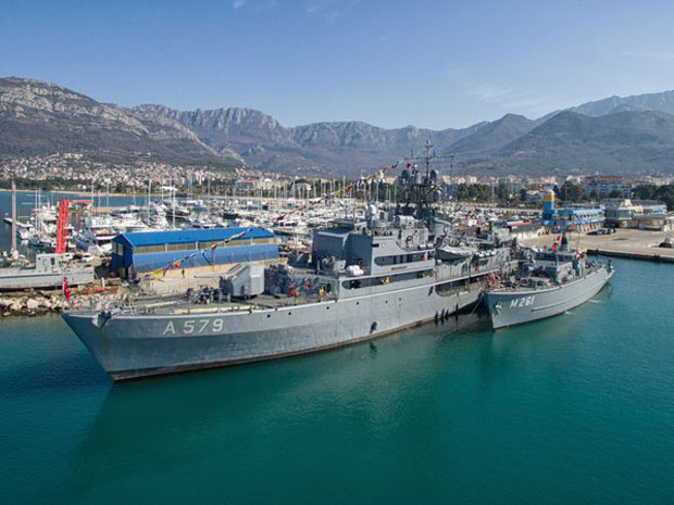 Бродови НАТО у Бару