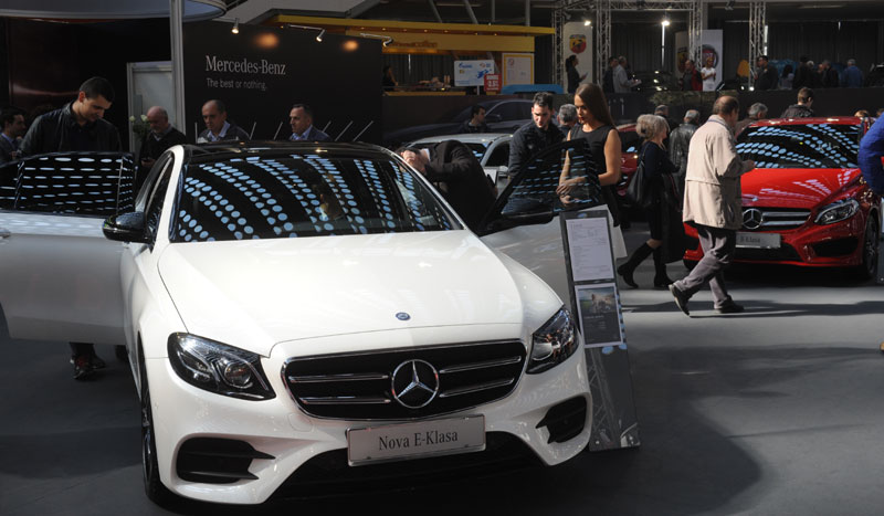 Сајам : Продате три најскупље мечке 