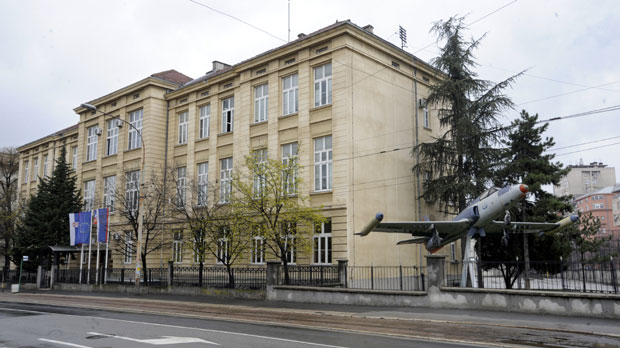 Практична настава у војсци и Ер Србији