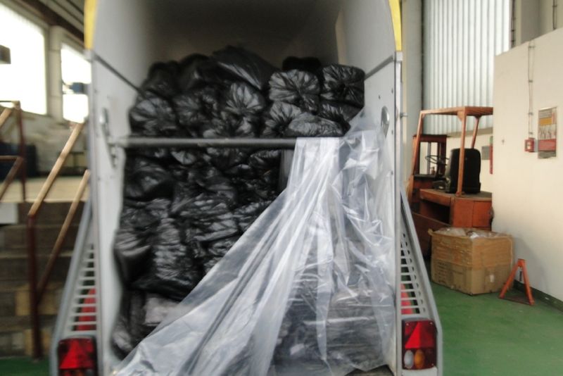 На Градини спречен шверц више од 2.600 радних одела