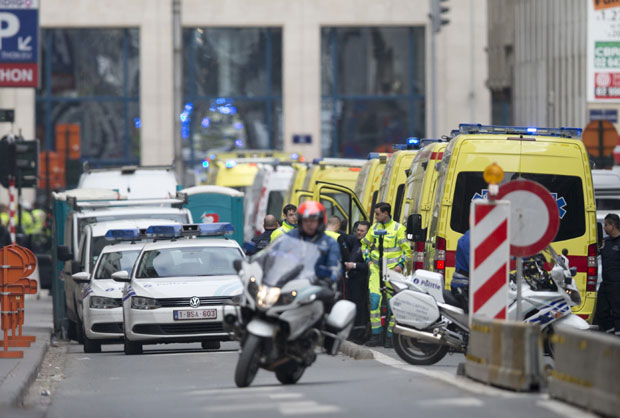 НОВА ЕКСПЛОЗИЈА У БРИСЕЛУ: Бомба у метроу, убијено 20, повређено више од стотину људи!
