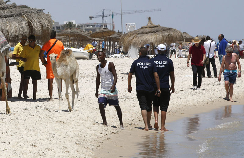 У Тунису продужено ванредно стање