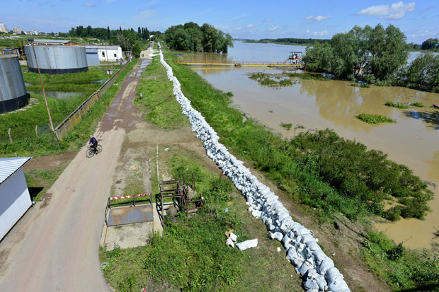 Шабац: Ванредне мере због бујичних токова