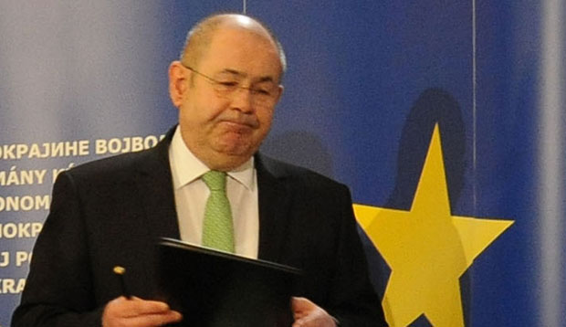 ШПИЈУНКА: Мода по листићу