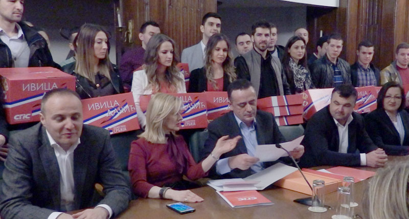 Тукли се за тројку