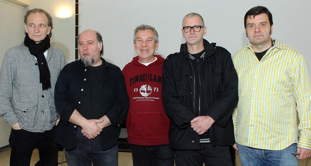 Небеска тема о идолу генерација