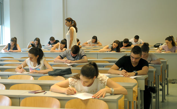 И приватни факултети траже буџет