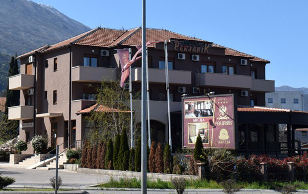 ЦГ Секташи дошли да врбују будуће терористе