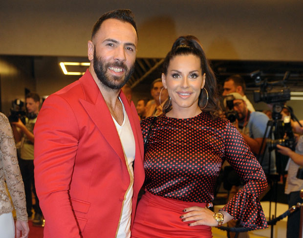 Сека Алексић у трећем месецу трудноће, порођај у Бечу