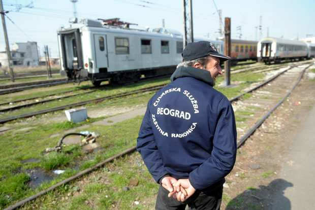 Радници блокирали део пруге у Београду због неисплаћених зарада