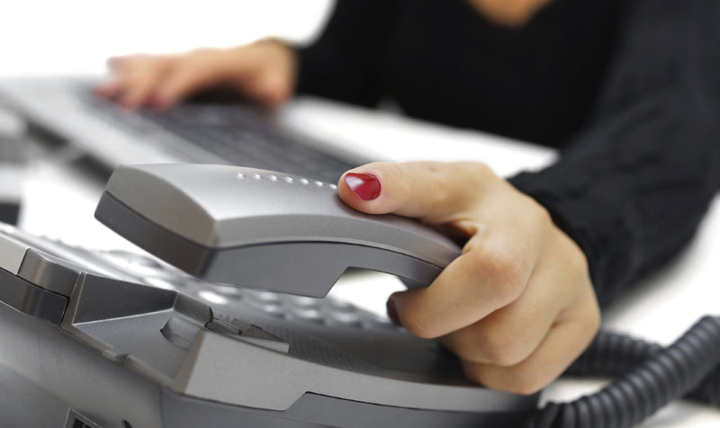 Љубавница више од 300 пута телефоном узнемиравала супругу свог партнера