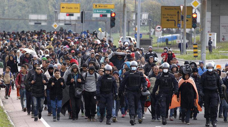 У Љубљани протест опозиције због политике владе према мигрантима