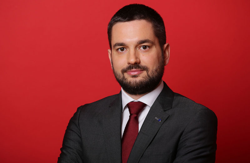 ШПИЈУНКА: Опклада у јагње