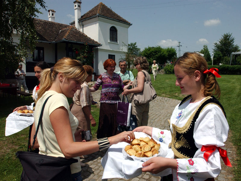 Мање туриста због лоших путева 
