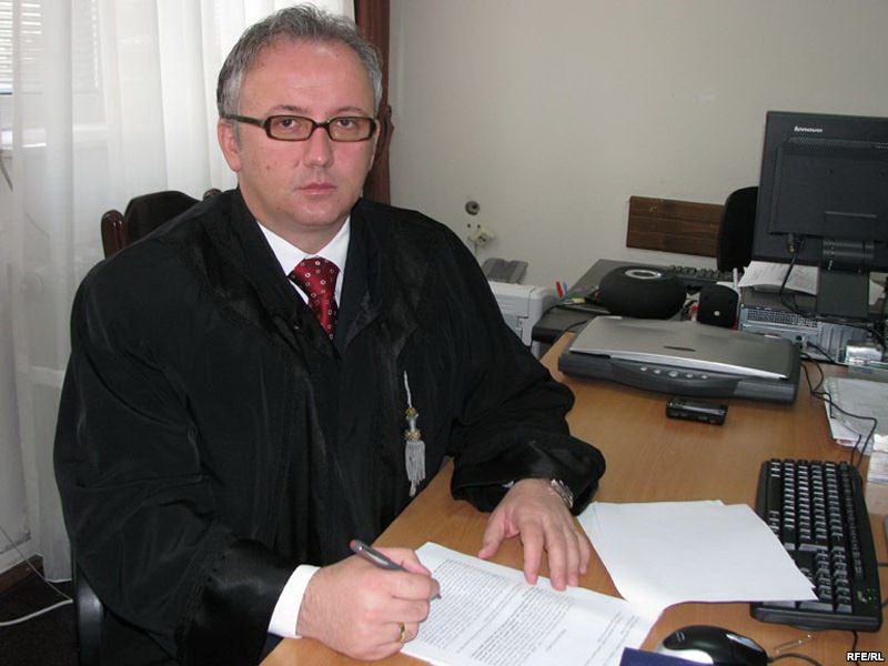 Претучен адвокат Лазар Аковић