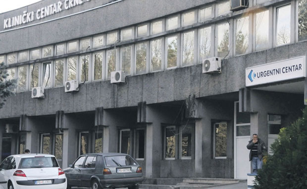 Здравствени радници у ЦГ: Мантили избледели од беде