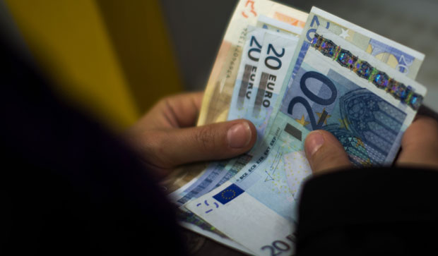 Трговац шерпама крао по кућама