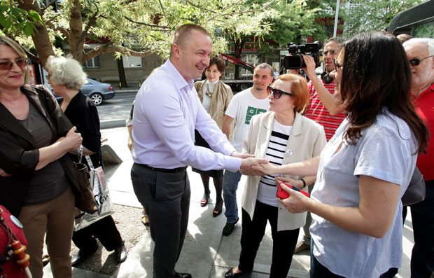 Бајка о улагању милијарду долара