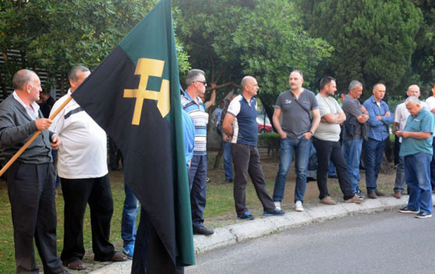 Никшићани и Подгоричани по новац - на улицу