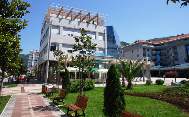 ХГИ Тиват: Нисмо ни привесци ни сателити