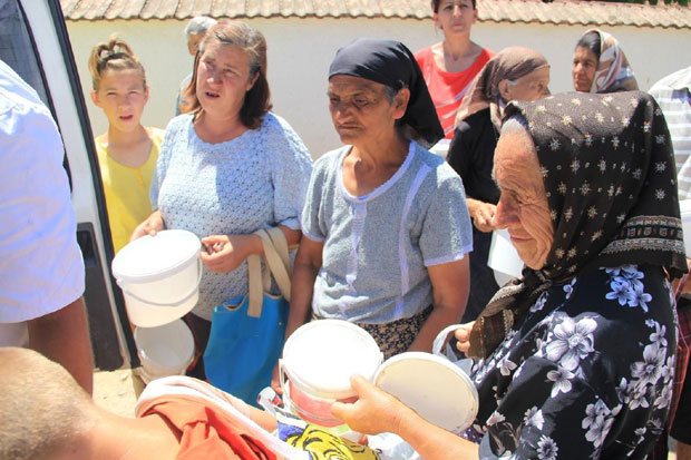 Бијељина: Један позив, један оброк за КиМ