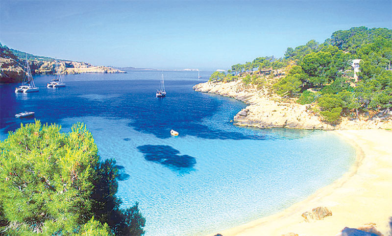 Кипар бисер међу острвима