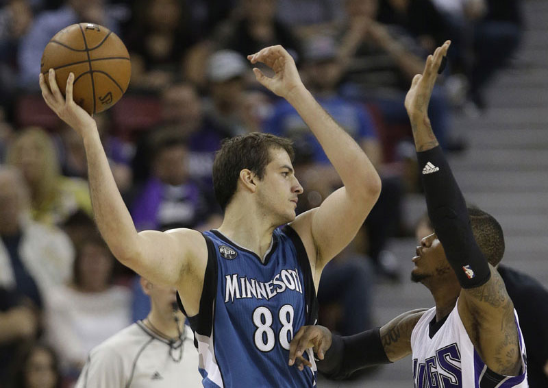 НБА: Бјелица стигао до рекорда каријере, Голсен Стејт све ближе Чикагу