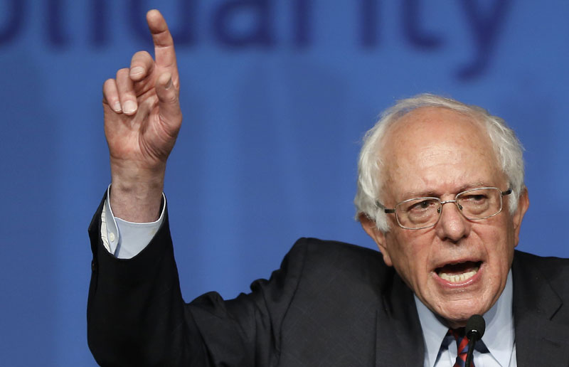 Сандерс: Разговараћу с Клинтоновом о њеној кампањи