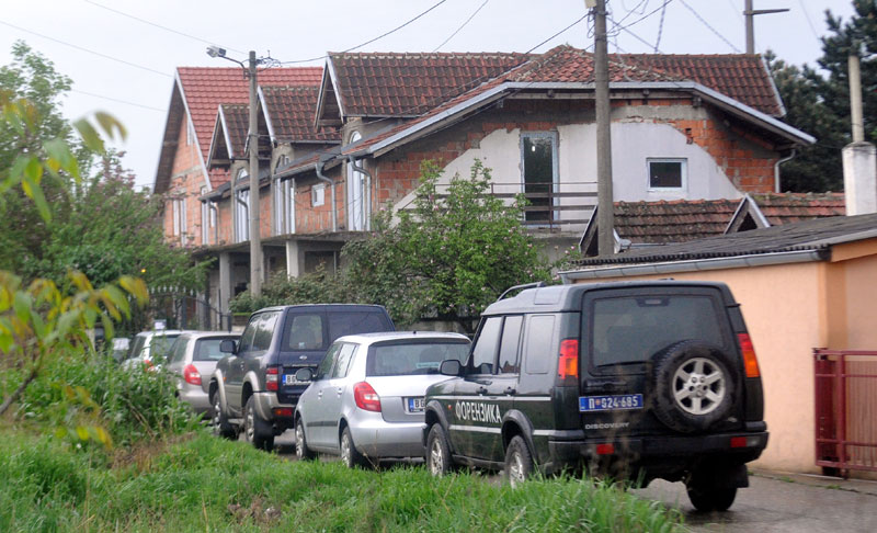 Истрага о убиству Јелене Марјановић: Полиција из куће у кесама носила доказе