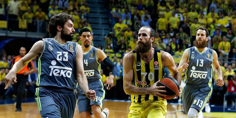 Фенербахче понизио Реал, блистали Срби