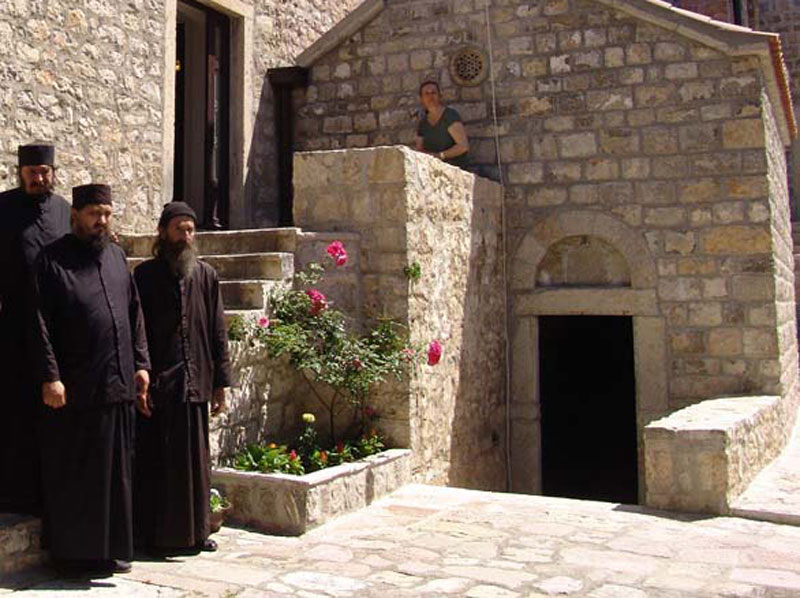 Режевићи: Обнову светиње одмах наставити
