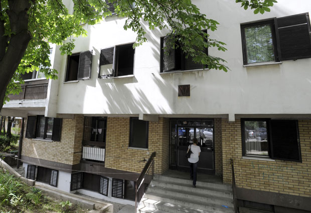 Посекла мајку, онда покушала да се запали