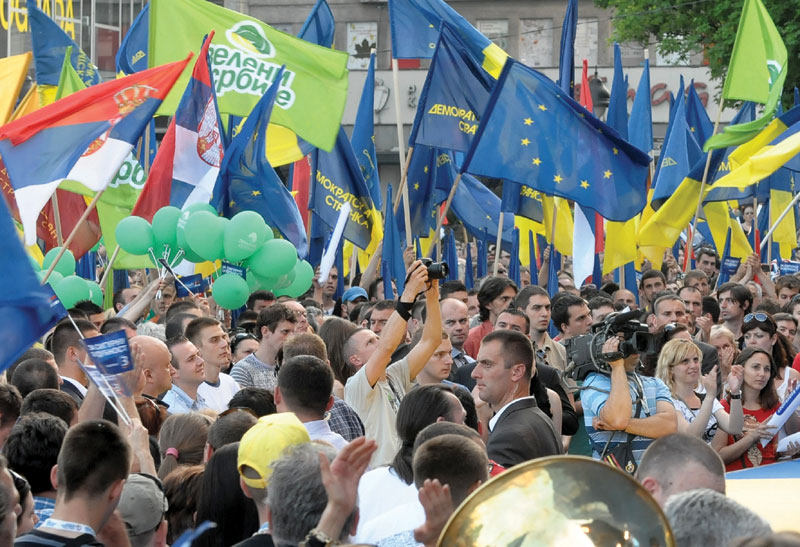 Демократама 20 милиона