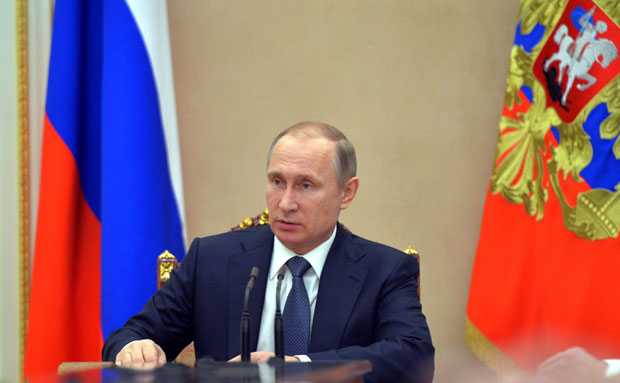 Путин: Руској политичкој сцени су потребни нови људи