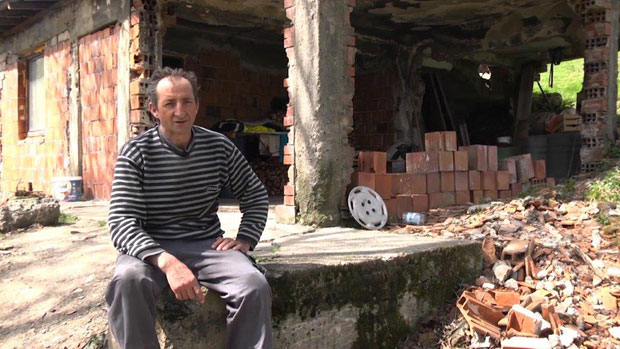 У мраку због политичара?