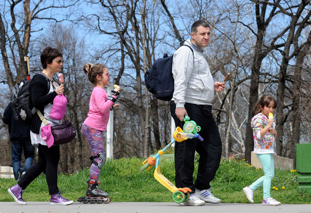 Ада: Oко језера ће продавати само домаћи сладолед!