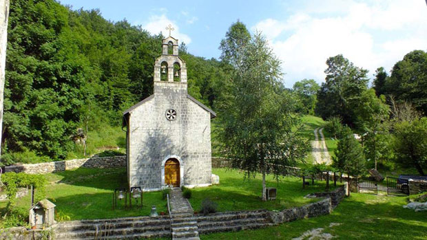 У молитвама хиљаду година