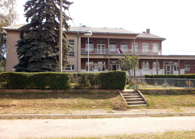 Милион динара за нови кров амбуланте у селу Житни Поток