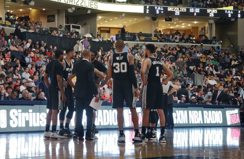 НБА: Сан Антонио “почистио” Мемфис