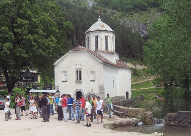 Чувају огњиште Рашковића