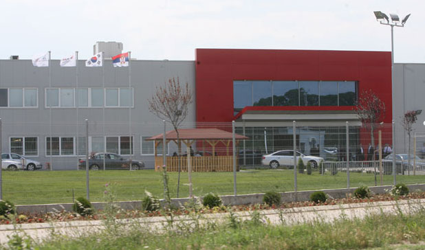 Штрајк у јужнокорејској фабрици Јура: Раде и на Ускрс?