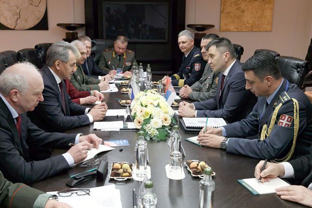 Министар Ђорђевић са Шојгуом: Србија не мења опредељења