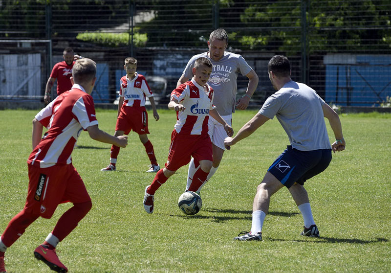 Фудбал за пријатељство