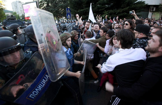 ЕУ суспендовала Македонији део помоћи преко ИПА фондова због нерешавања кризе