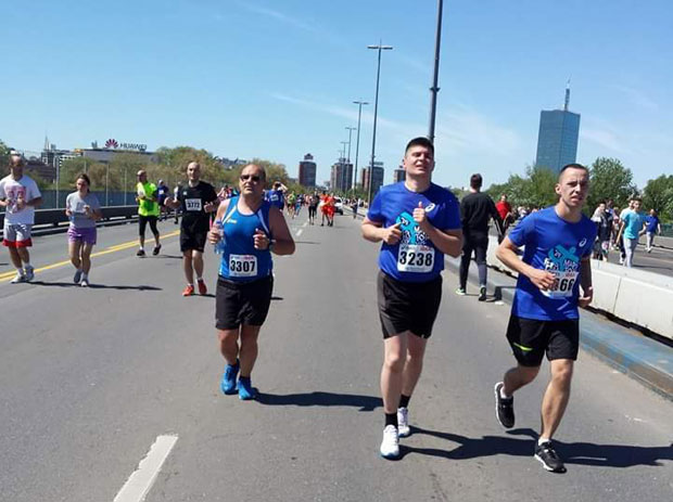 Трчањем маратона против мултипле склерозе