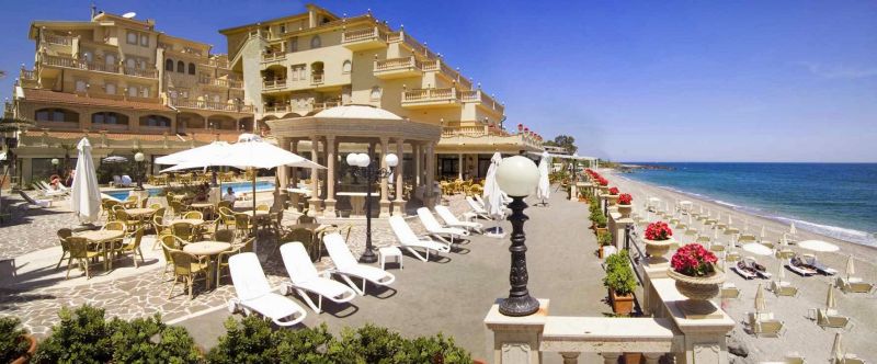 Лето с Кон Тикијем на Сицилији: Вулканска страст на острву вулкана