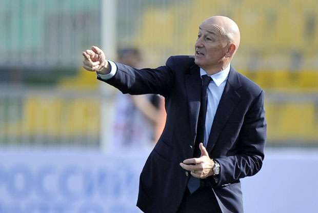 Муслин: Да упознам све играче, а и они мене